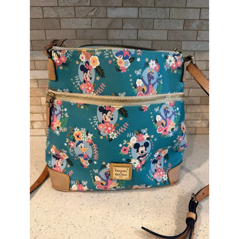 Disney Dooney & Bourke Epcot Flower Garden Festival 2016 Crossbody Bag Figment